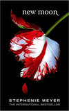 New Moon: 2 (Twilight Saga) - Paperback
