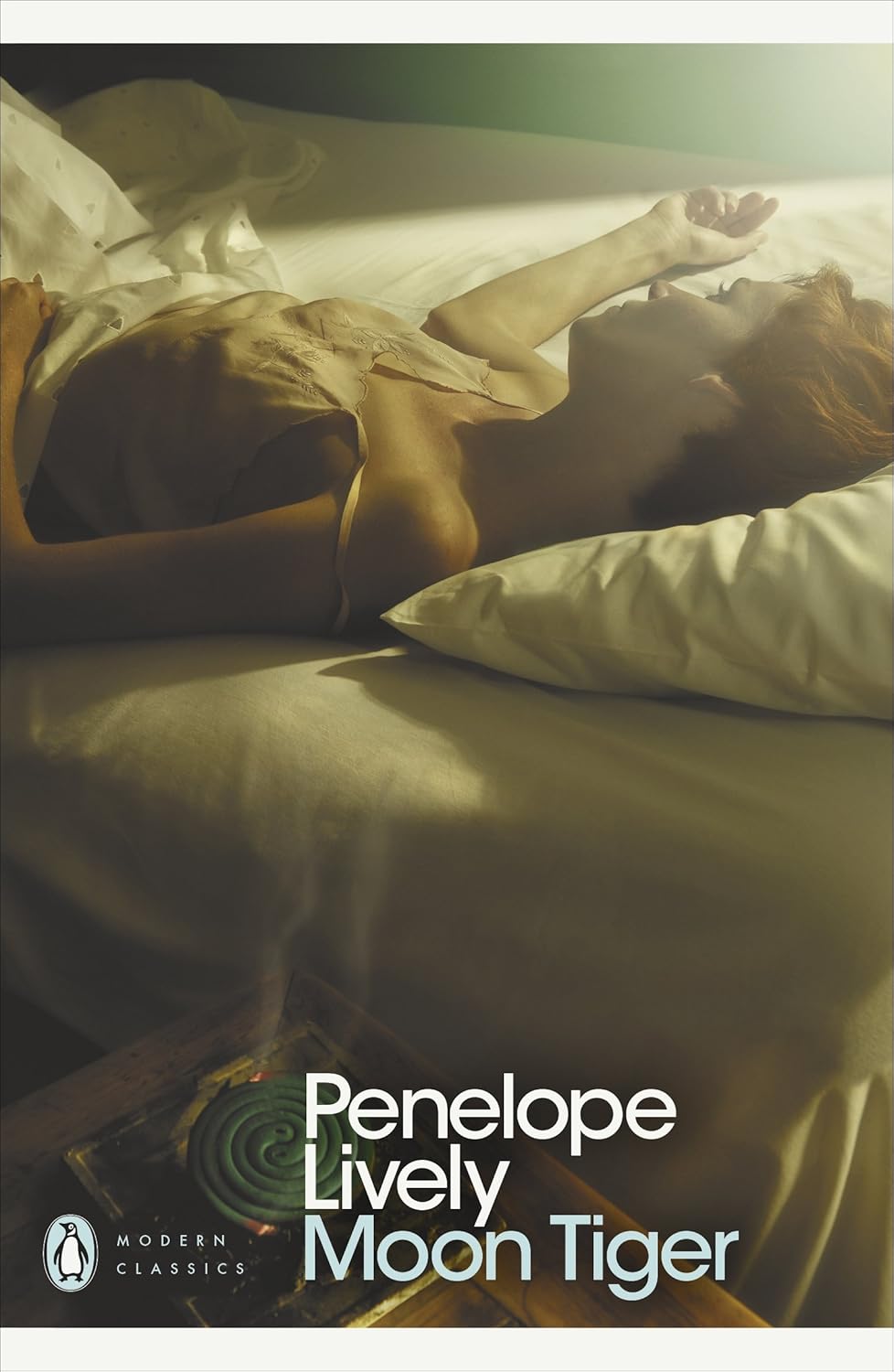 Moon Tiger: Penguin Modern Classics